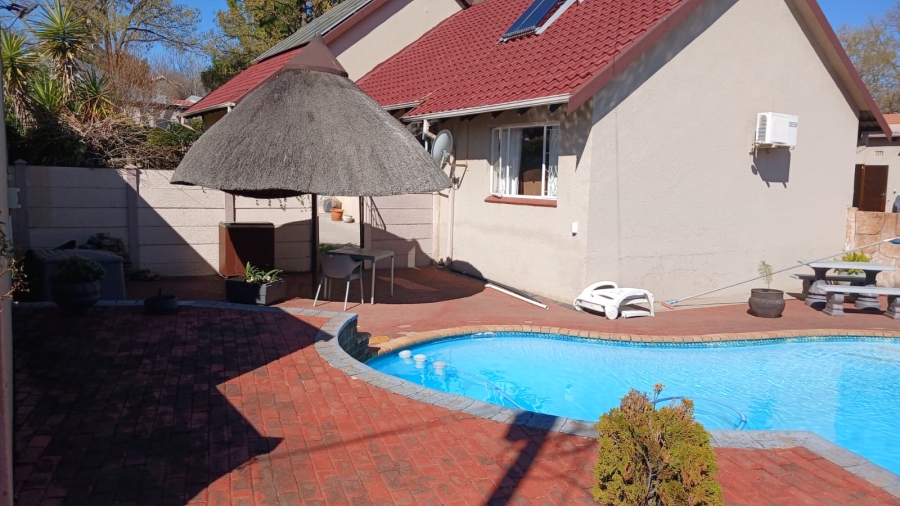3 Bedroom Property for Sale in Sasolburg Ext 10 Free State